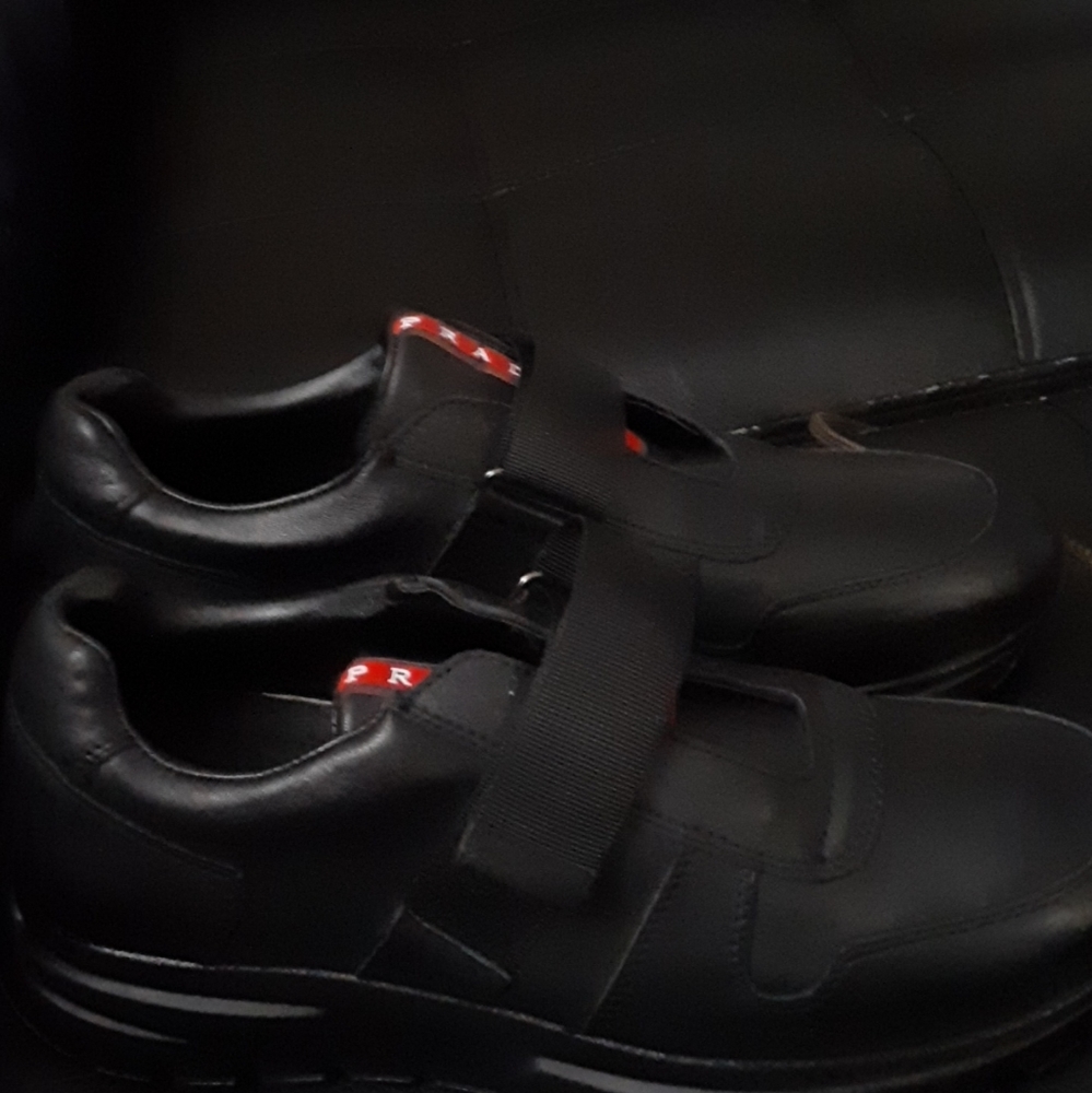 Mens Prada shoes - Picture 4 of 5